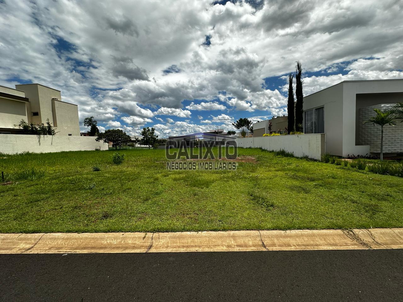 TERRENO CONDOMINIO CYRELA BURITIS BAIRRO  JARDIM SUL