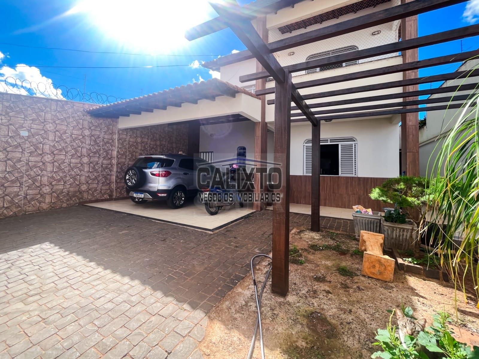 CASA BAIRRO JARDIM AMÉRICA