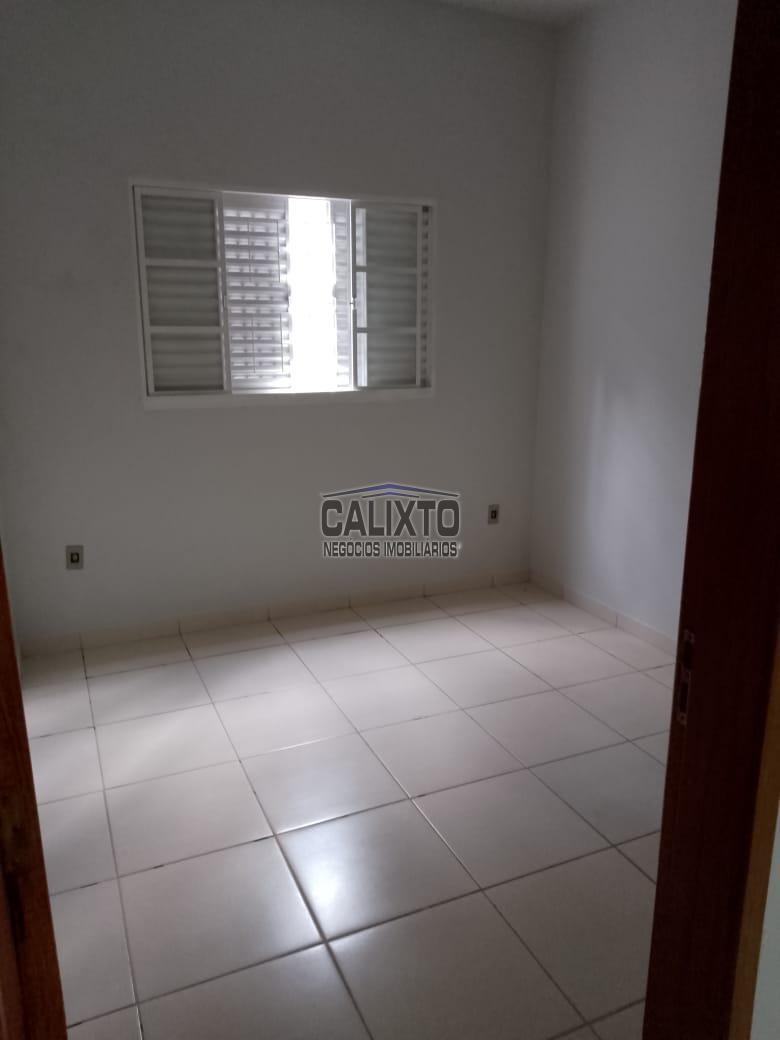 CASA BAIRRO CANAÃ
