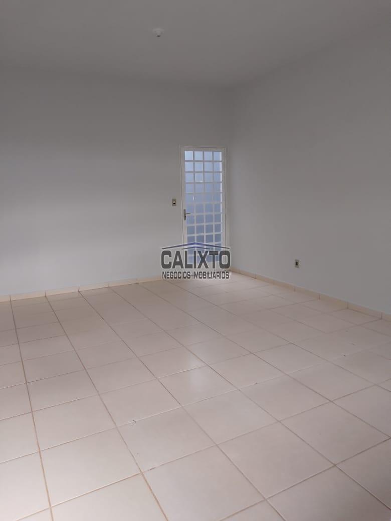 CASA BAIRRO CANAÃ
