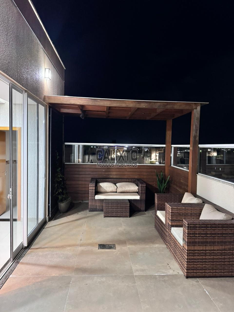 COBERTURA DUPLEX BAIRRO NOVO MUNDO