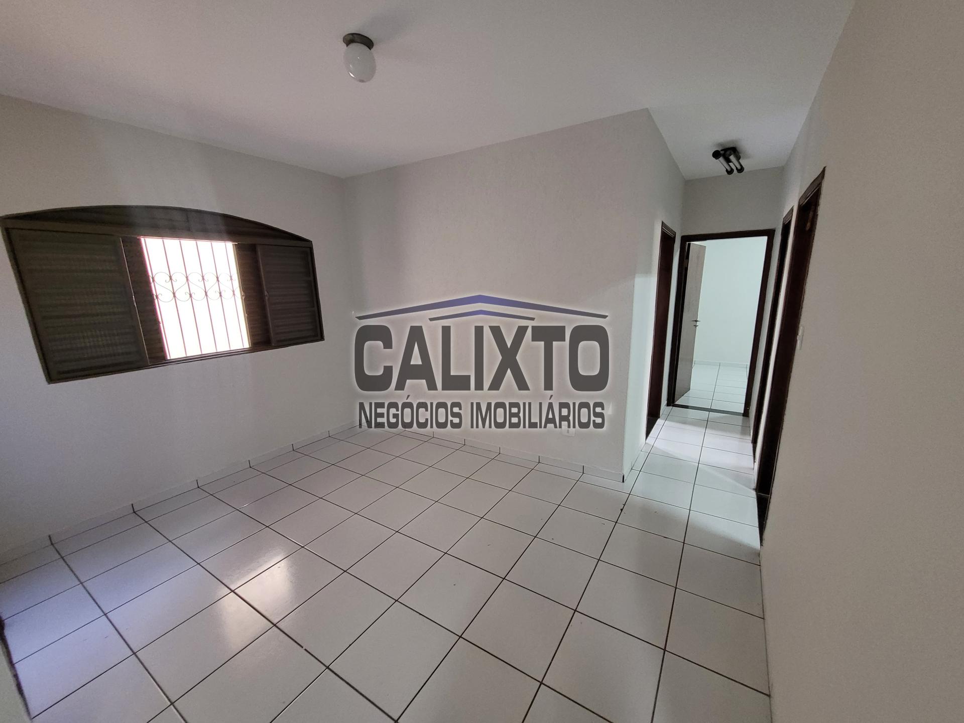 CASA BAIRRO SANTA MÔNICA