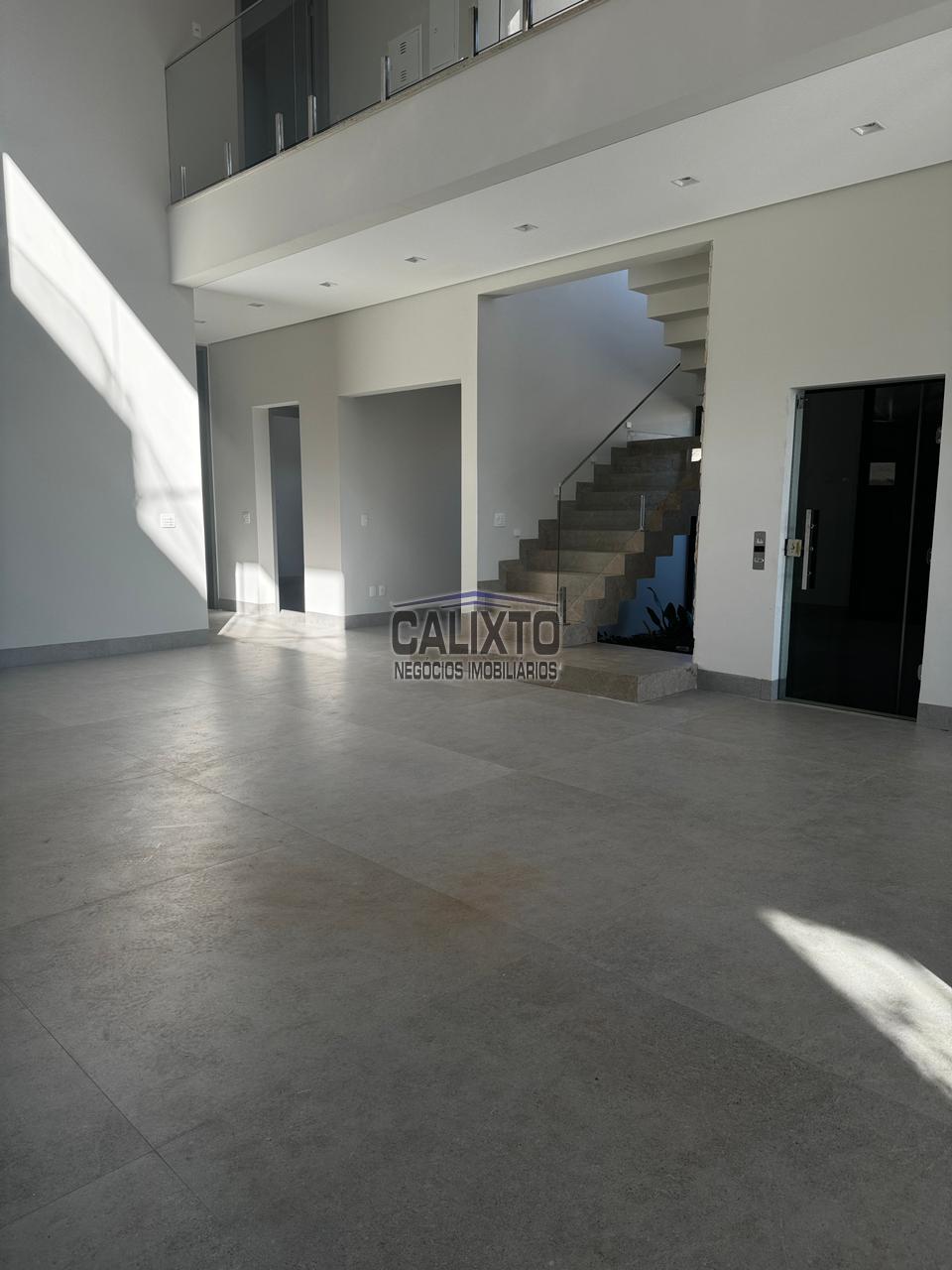 CASA CONDOMÍNIO TAMBORÉ