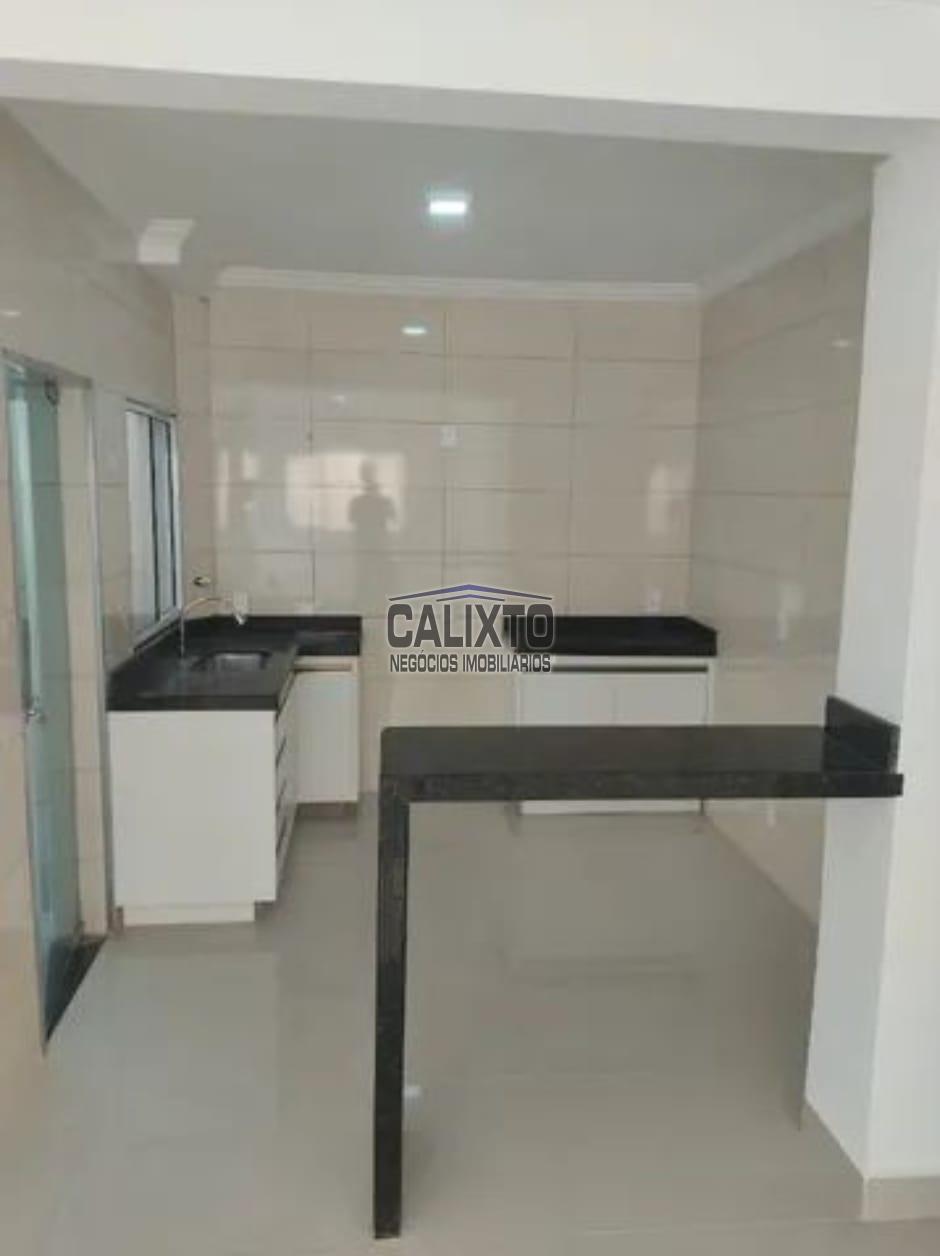 APARTAMENTO BAIRRO JARDIM HOLANDA