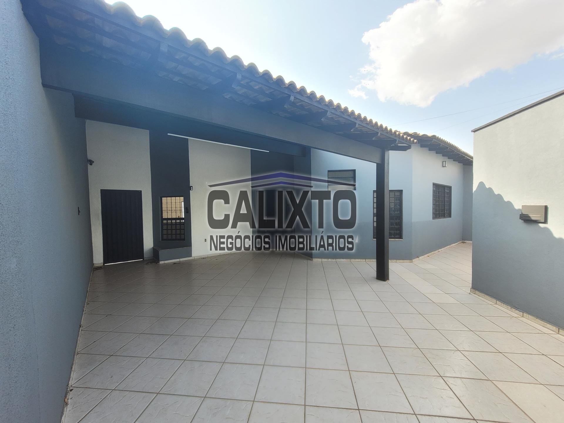 CASA BAIRRO CUSTÓDIO PEREIRA