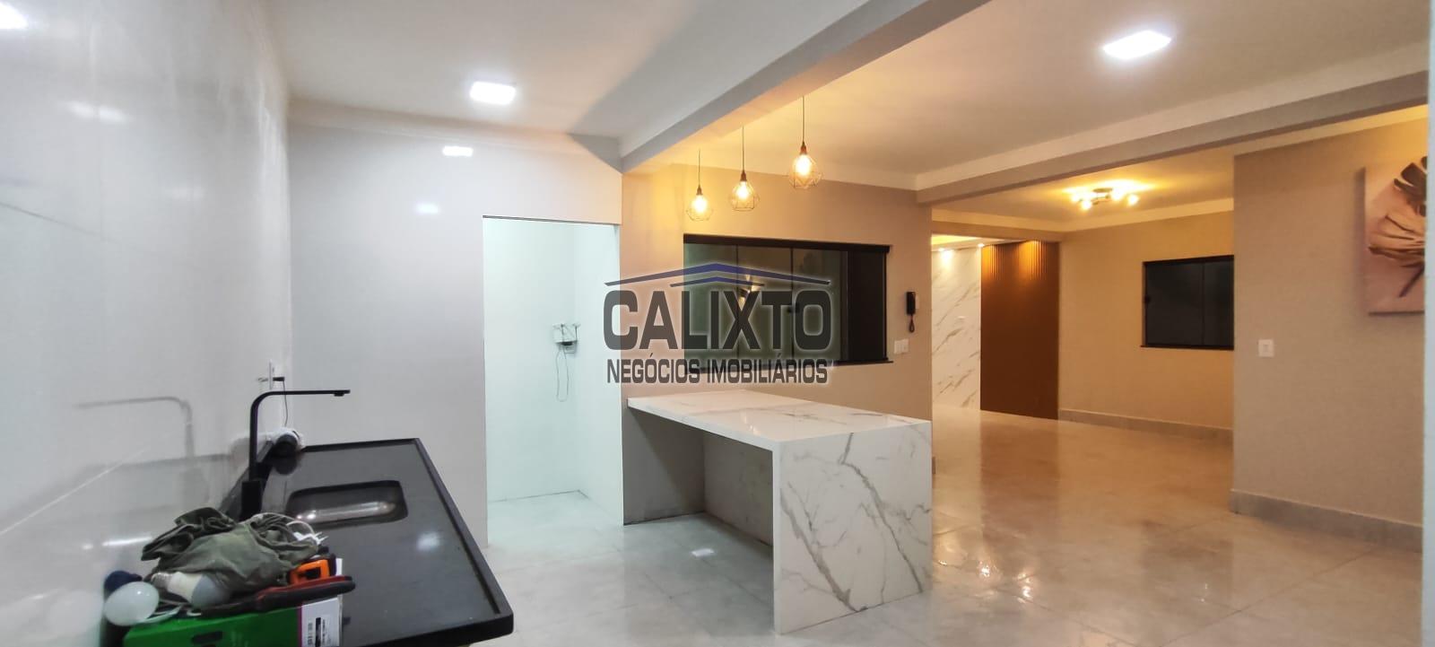 CASA BAIRRO SANTA LUZIA