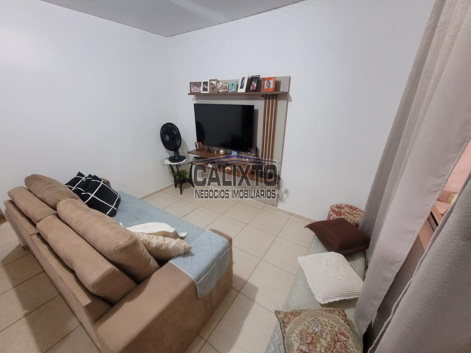 CASA BAIRRO PEQUIS