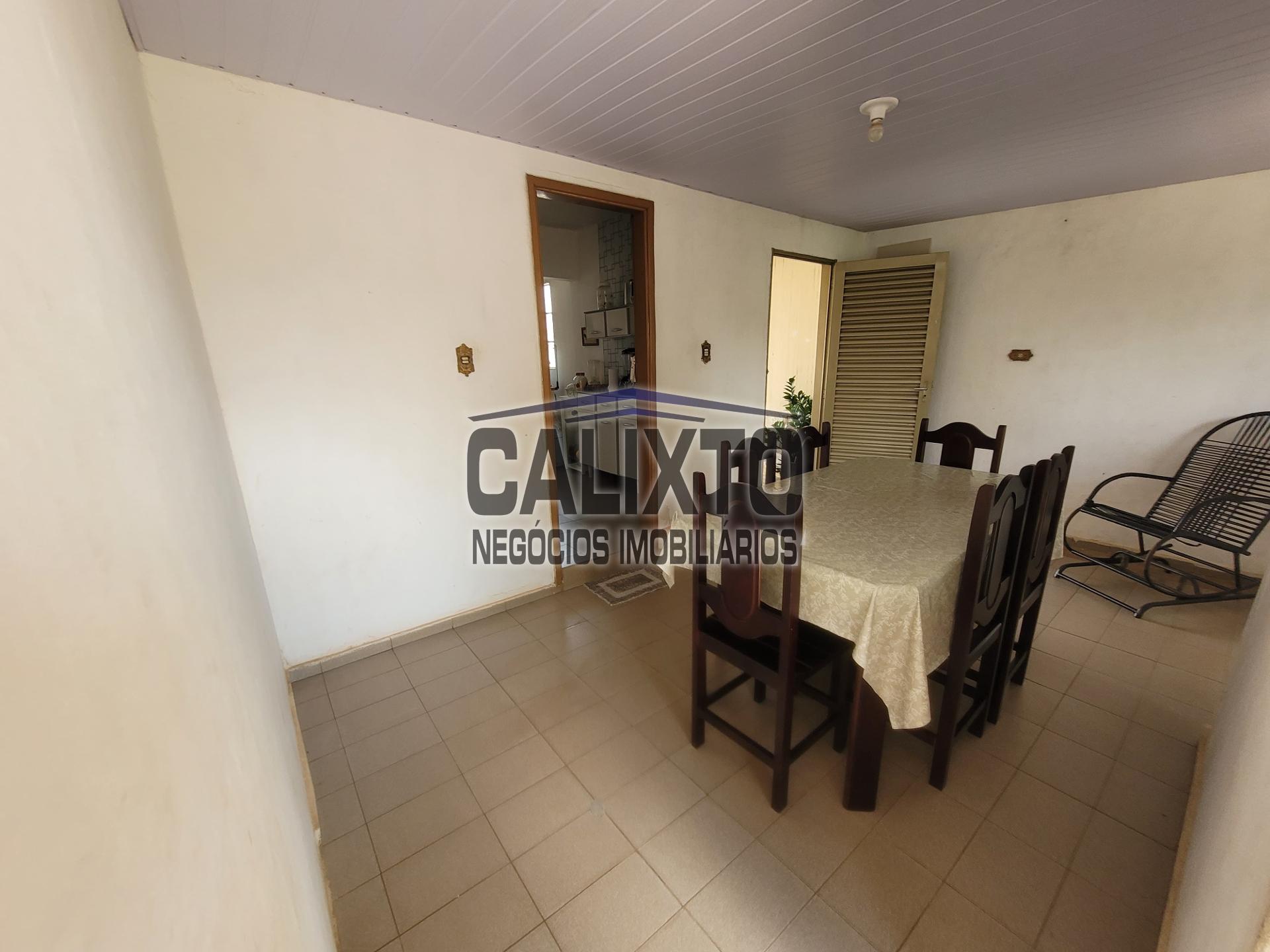 CASA BAIRRO LUIZOTE DE FREITAS