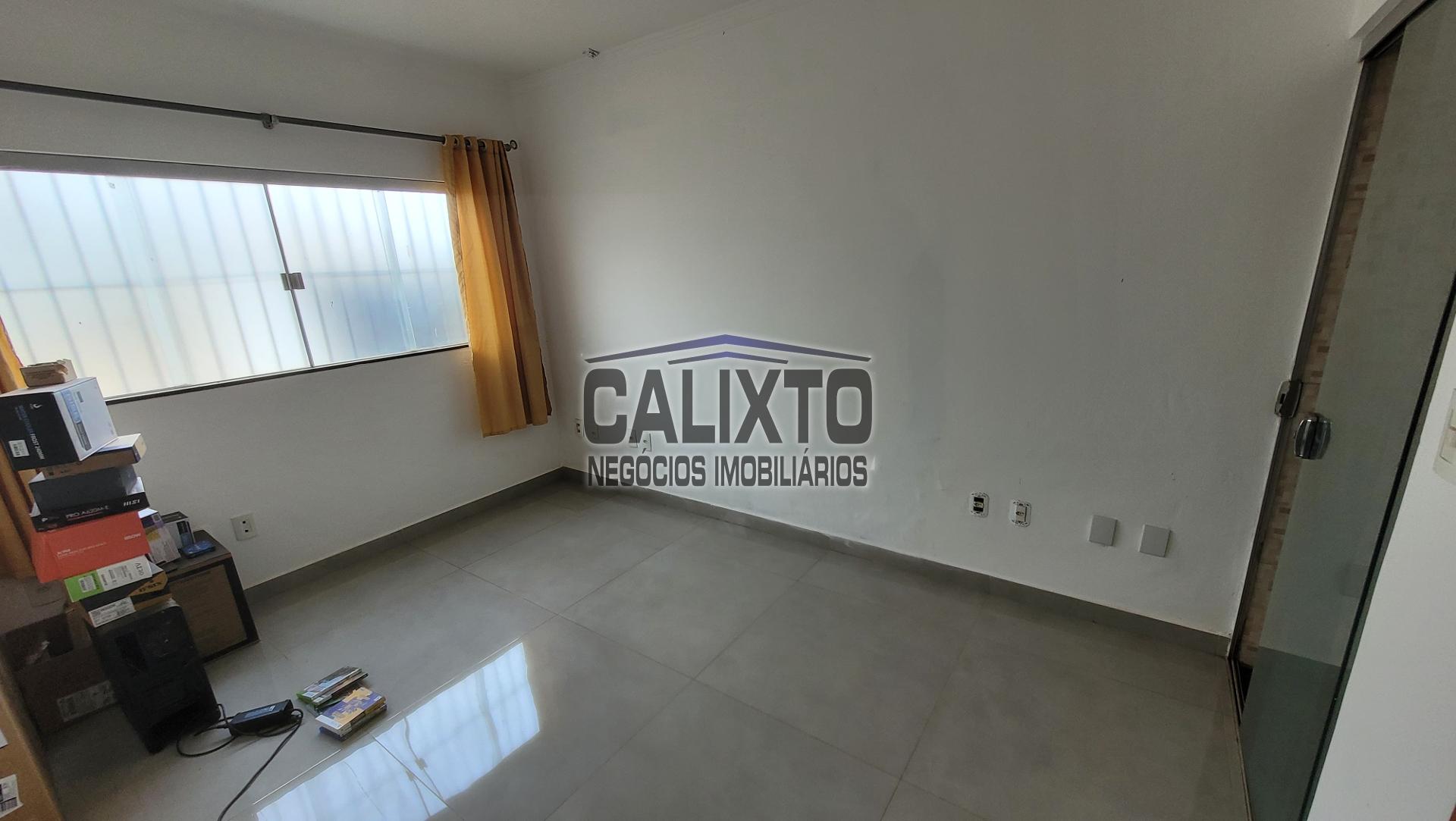 CASA BAIRRO JARDIM BRASILIA