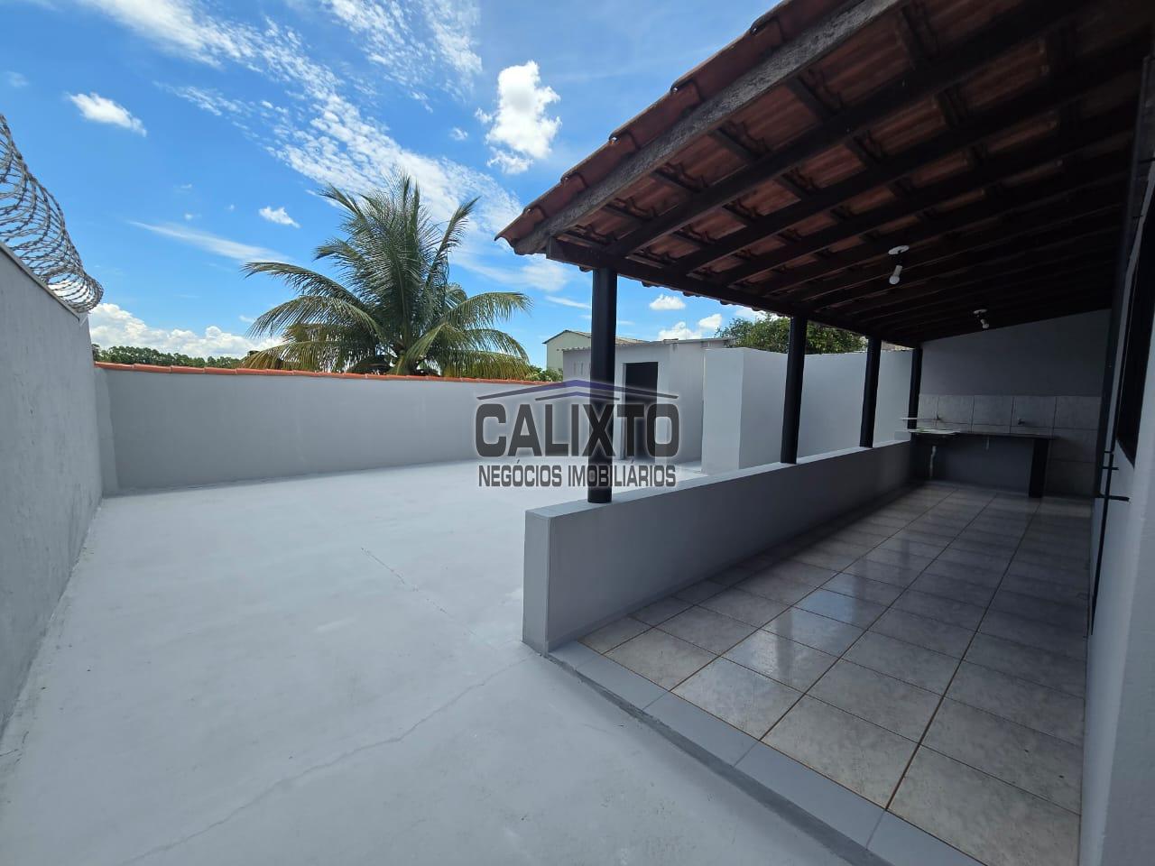 CASA BAIRRO JARDIM BRASILIA