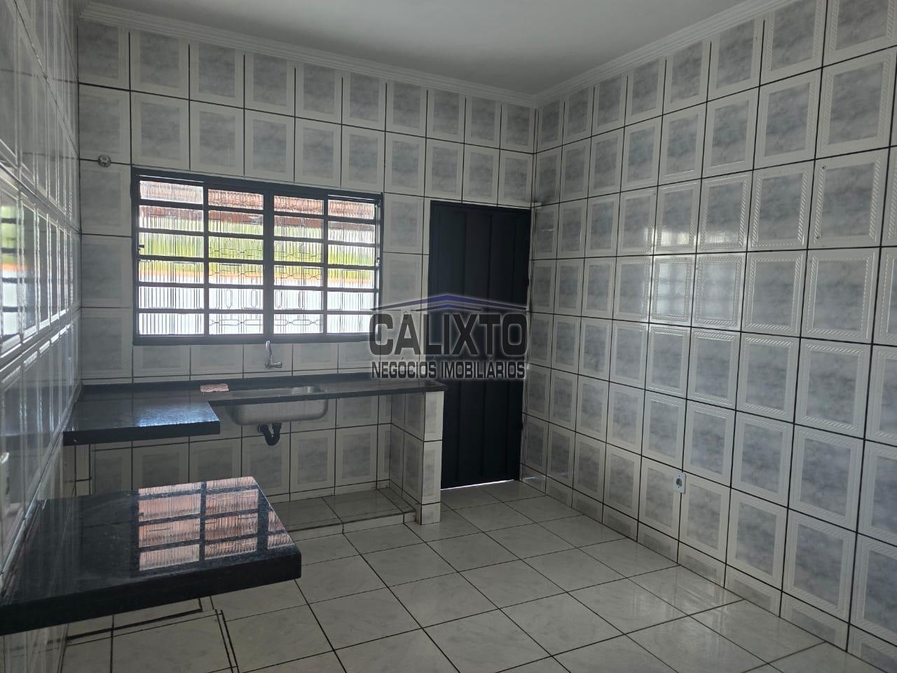 CASA BAIRRO JARDIM BRASILIA