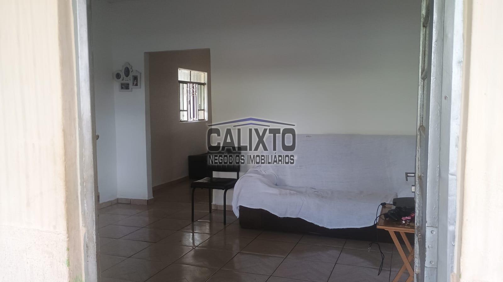 CASA BAIRRO MARTA HELENA