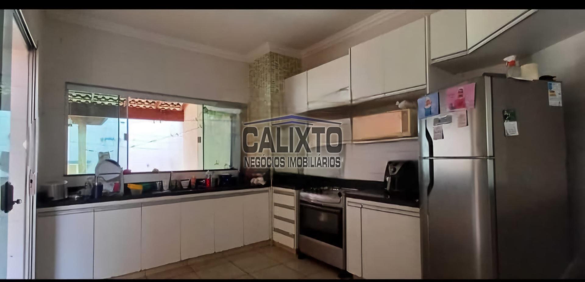 CASA BAIRRO ALTO UMUARAMA