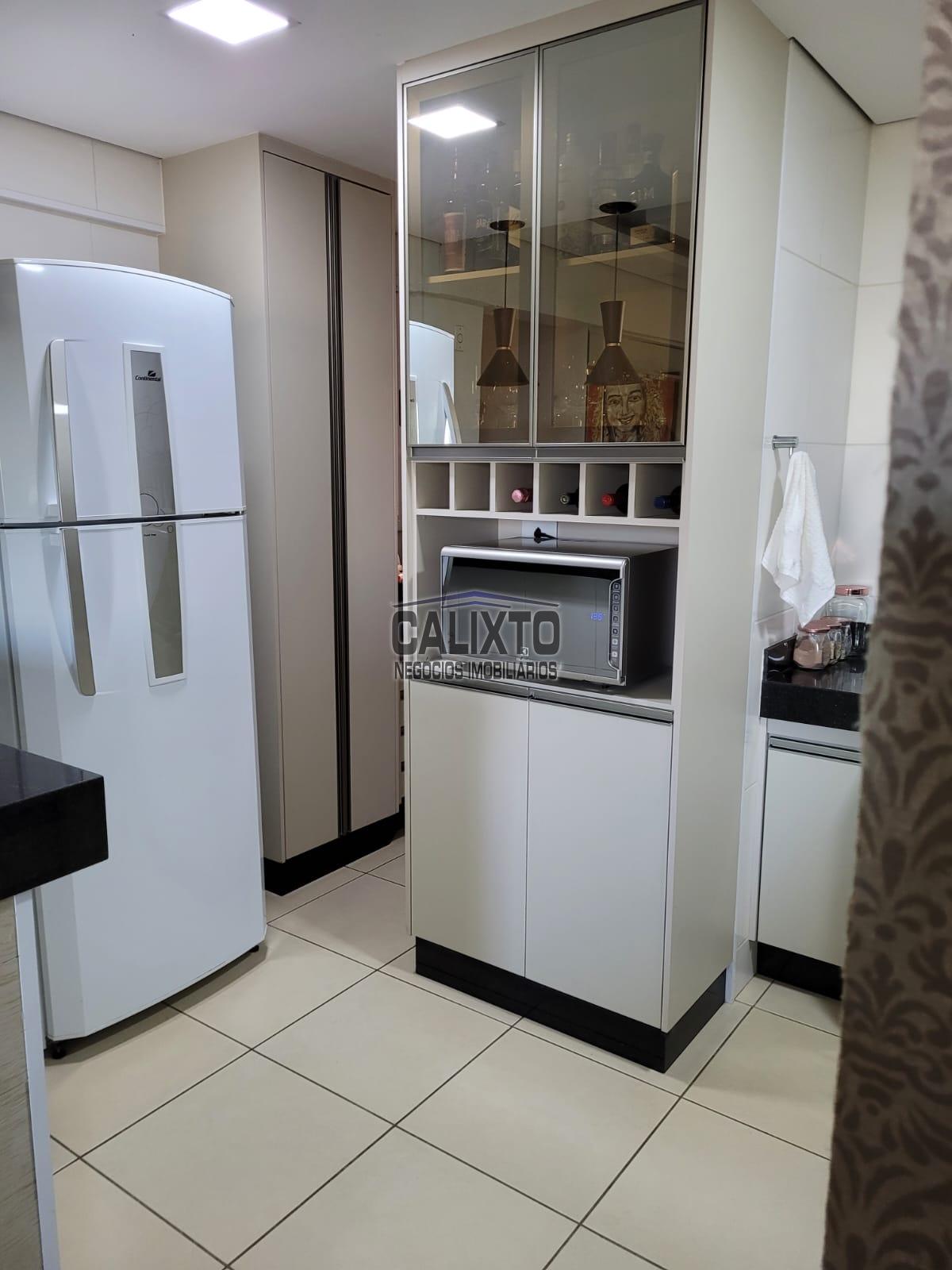 APARTAMENTO BAIRRO SANTA MONICA