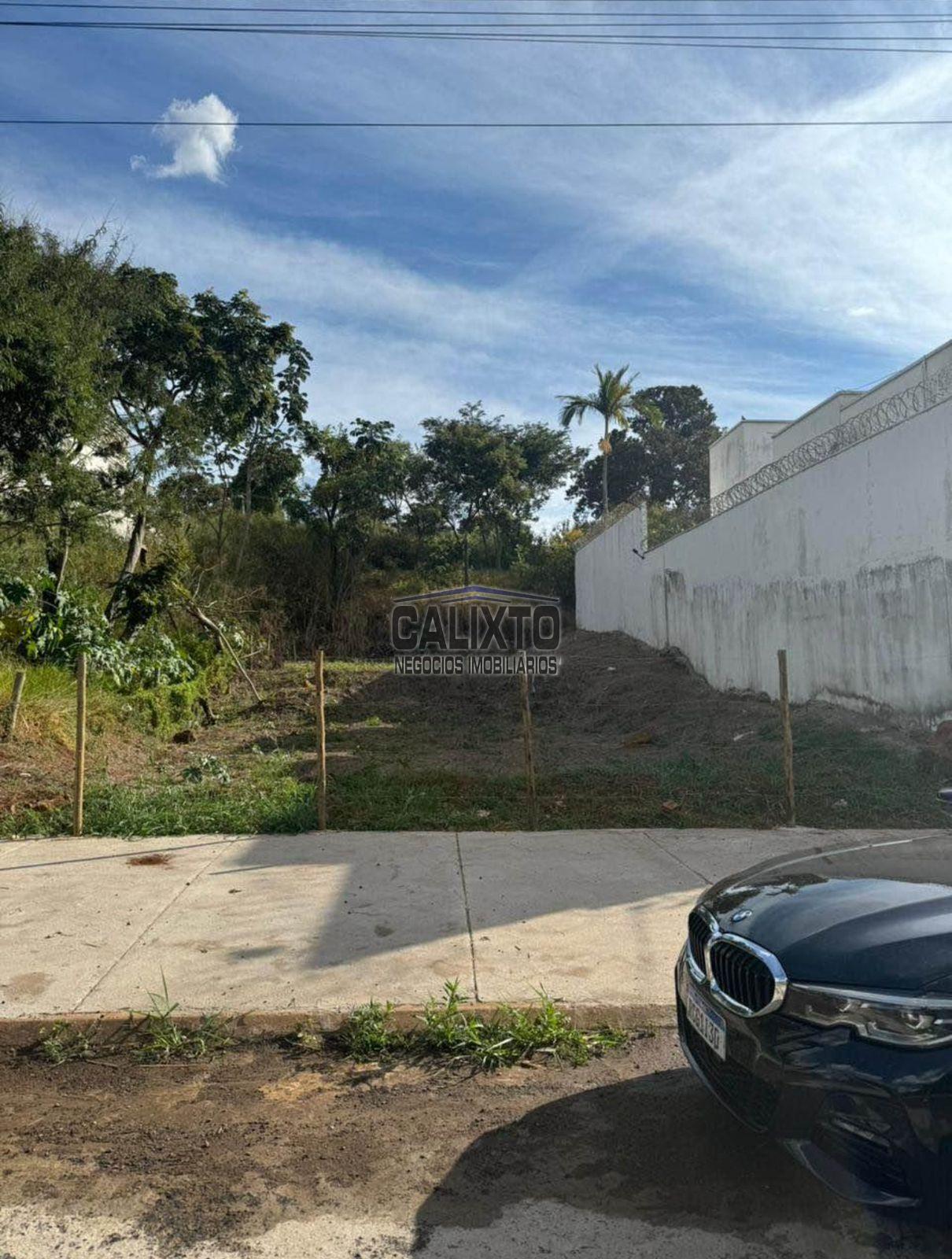 TERRENO BAIRRO JARDIM KARAIBA