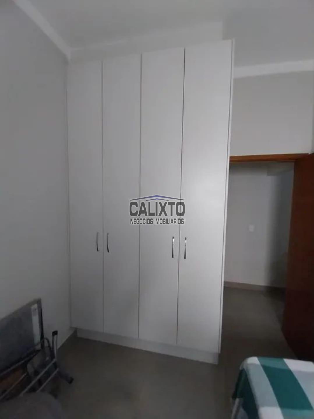 CASA BAIRRO JARDIM BRASILIA