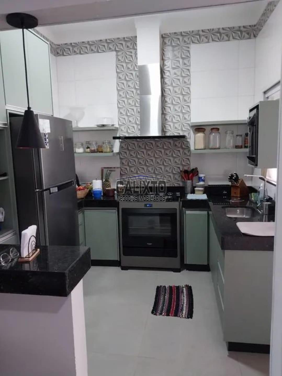 CASA BAIRRO JARDIM BRASILIA