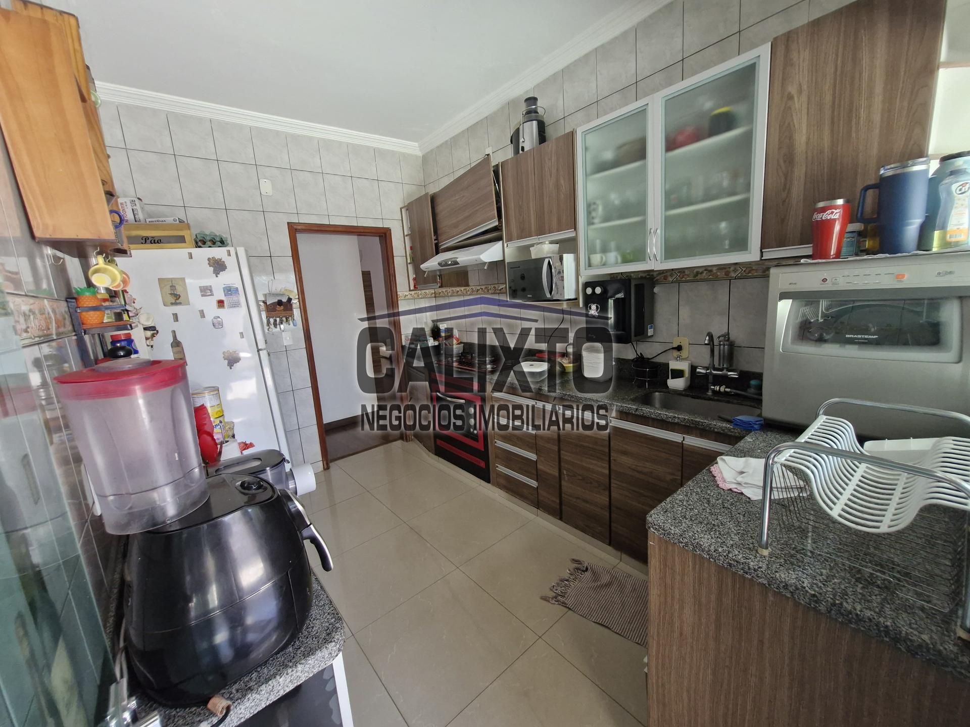 CASA BAIRRO VIGILATO PEREIRA