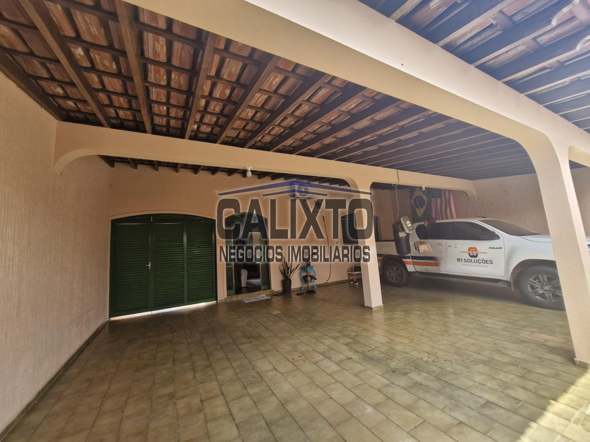 CASA BAIRRO MARTINS