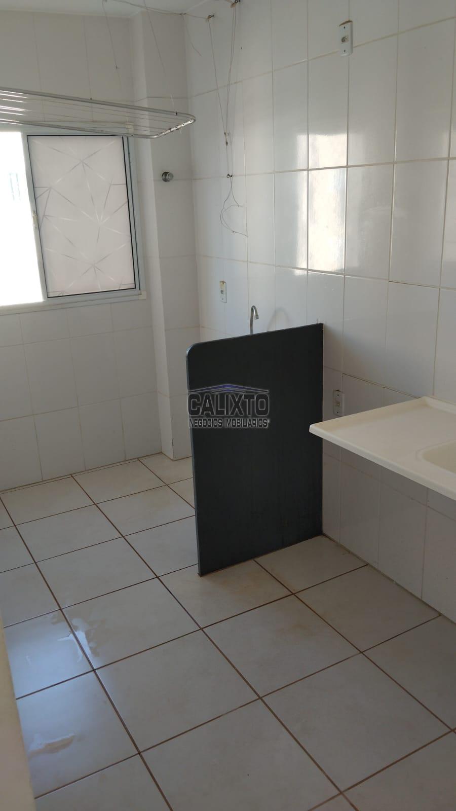 APARTAMENTO BAIRRO JARDIM HOLANDA
