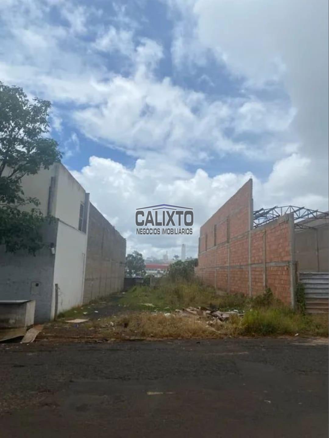 TERRENO BAIRRO OSVALDO REZENDE