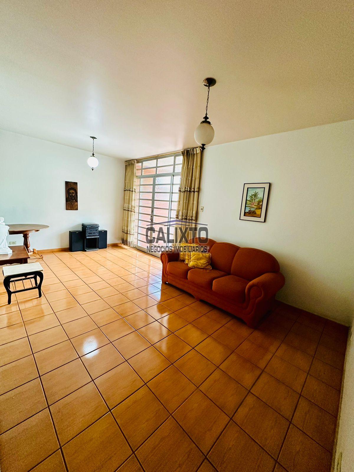 CASA BAIRRO NOSSA SENHORA APARECIDA