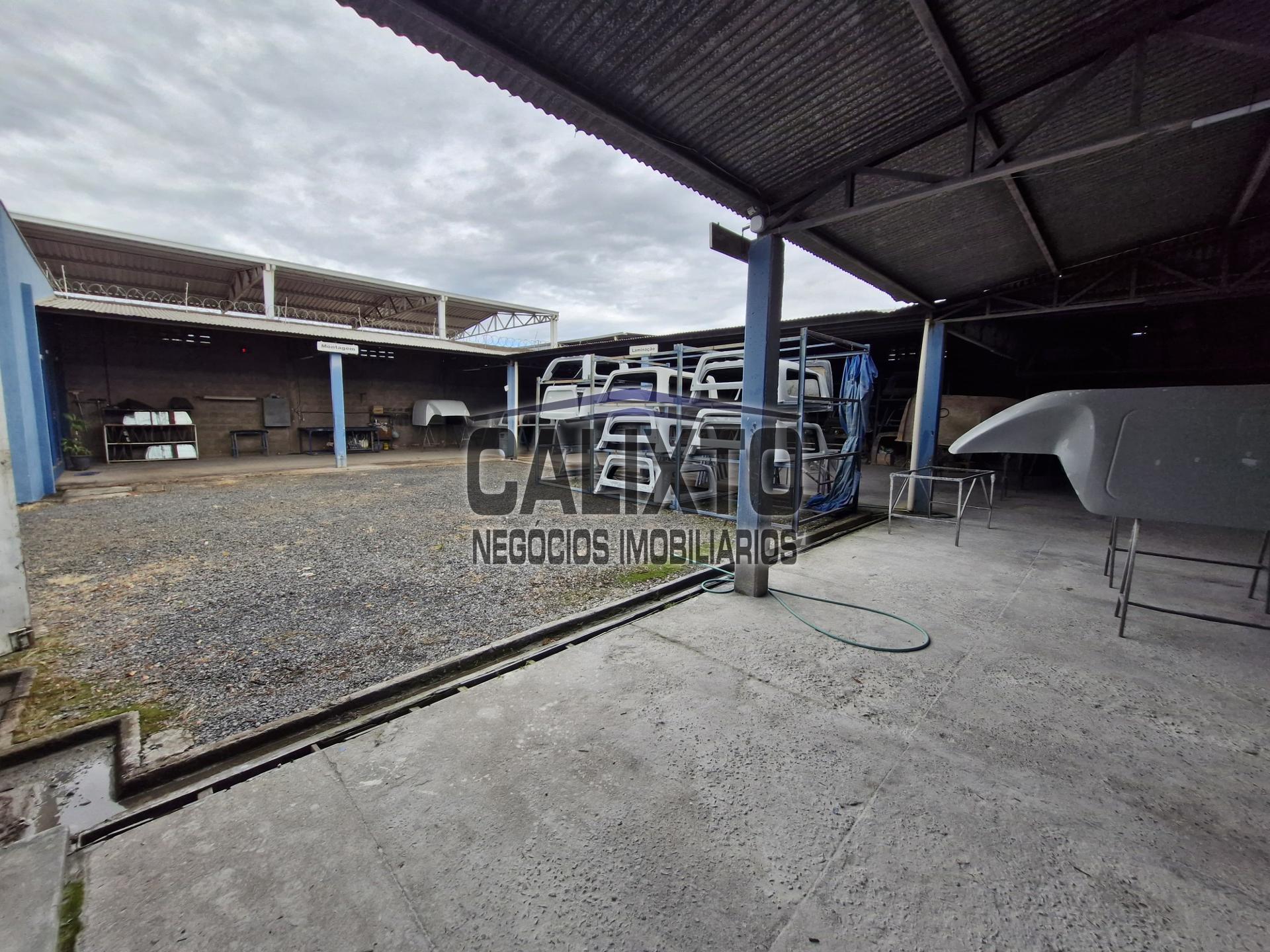 GALPAO BAIRRO MARTA HELENA