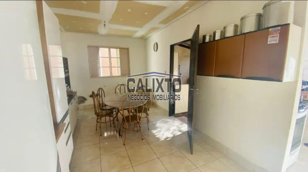 CASA BAIRRO LUIZOTE DE FREITAS