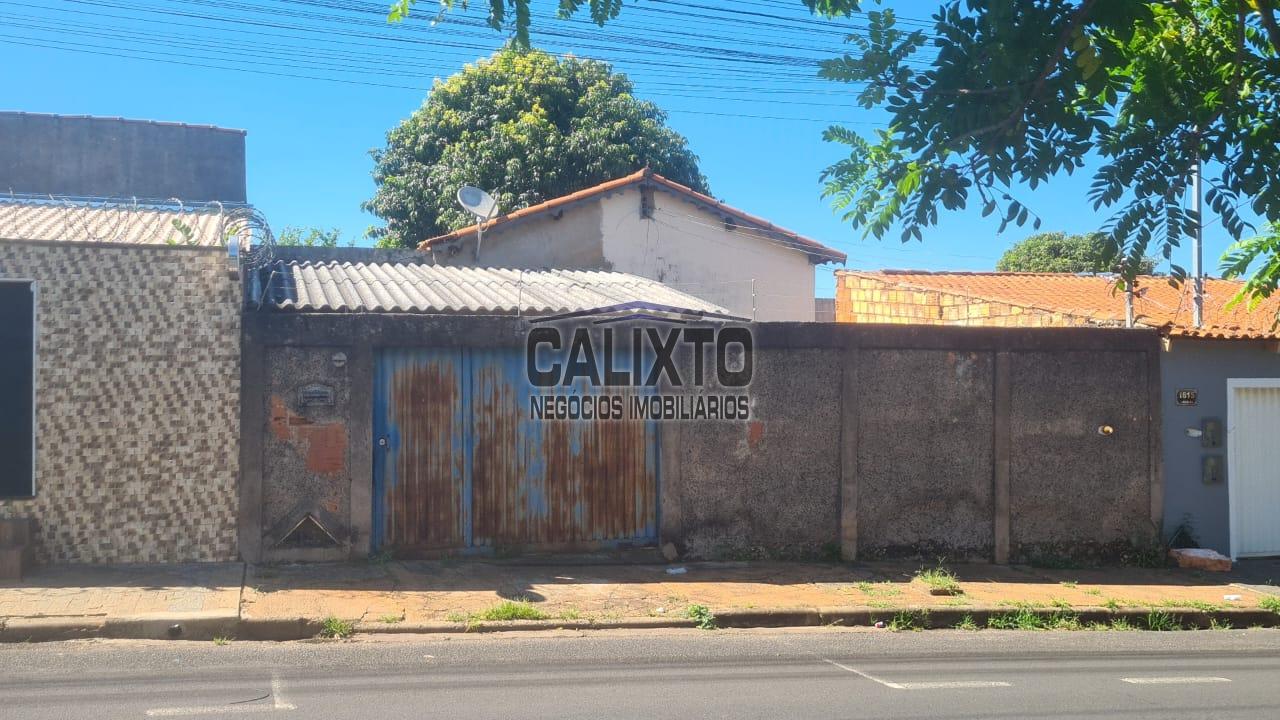 CASA BAIRRO LARANJEIRAS