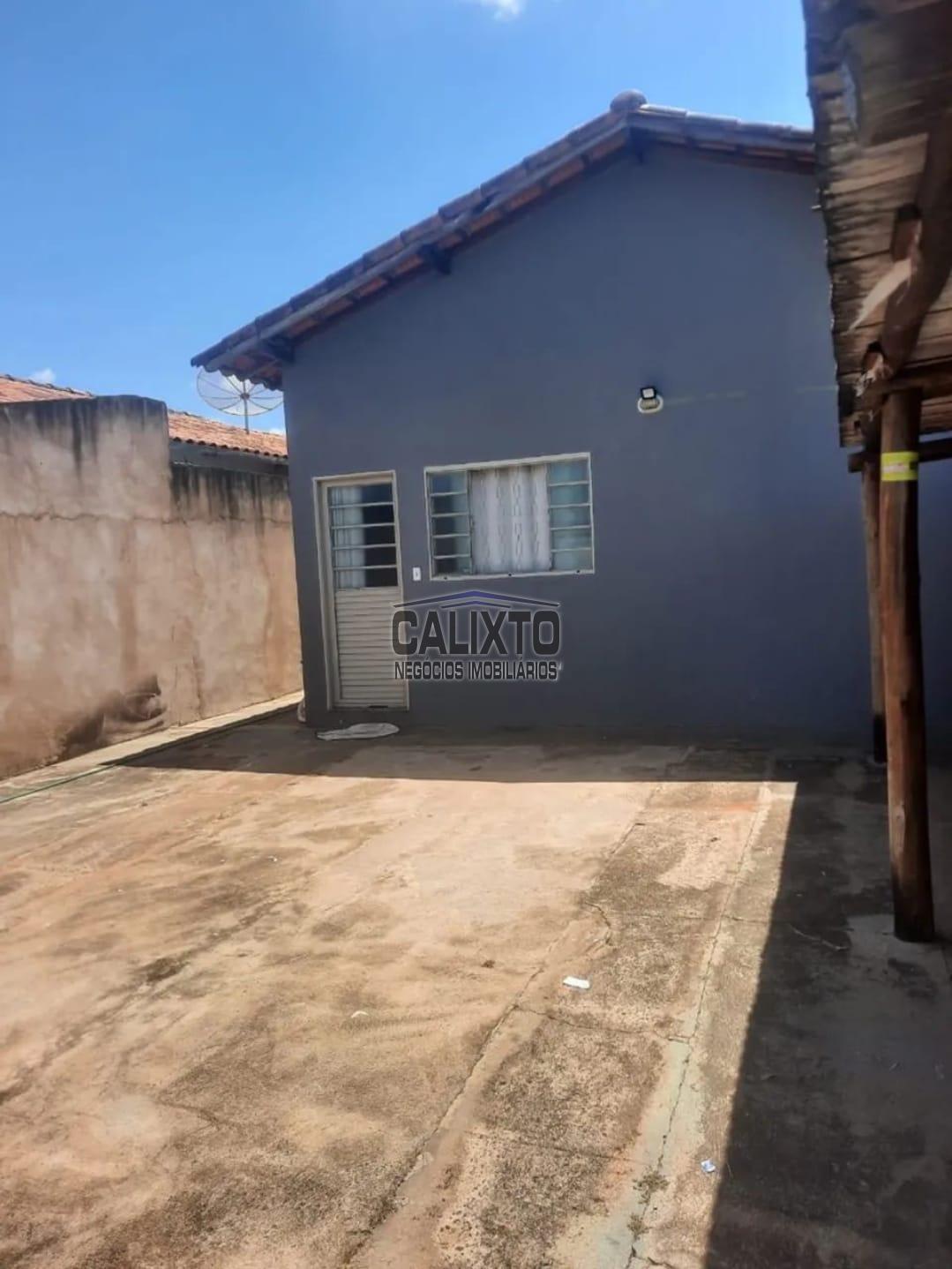 CASA BAIRRO JARDIM HOLANDA
