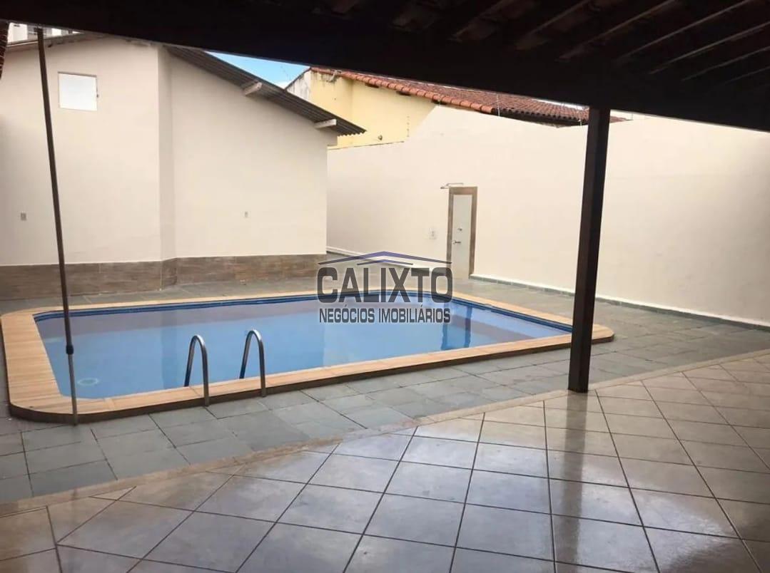 CASA BAIRRO JARDIM BRASILIA