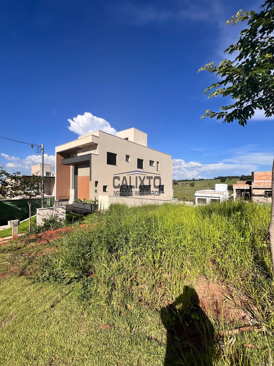 TERRENO CONDOMINIO TERRAS ALPHA