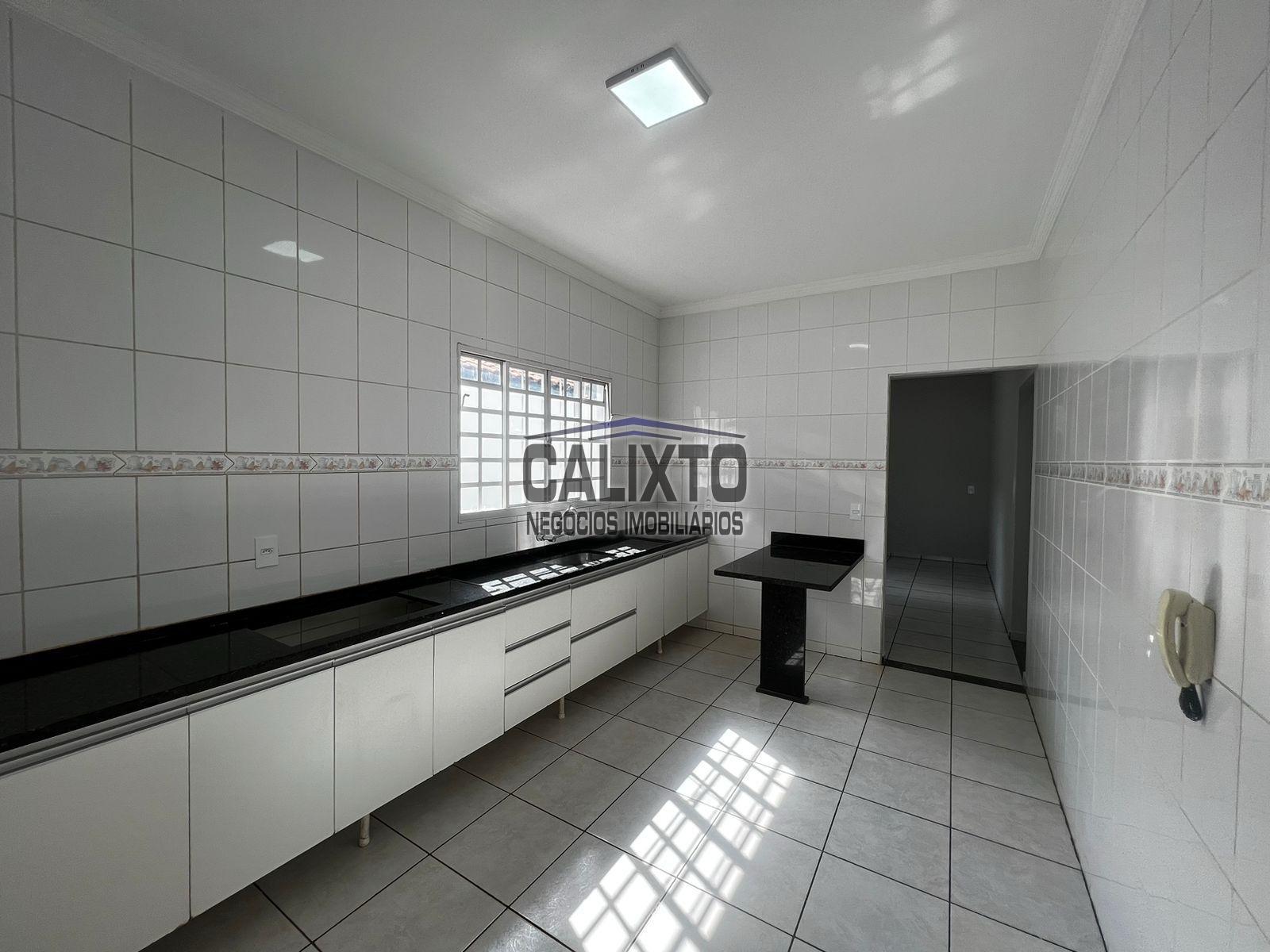 CASA BAIRRO JARDIM BRASILIA