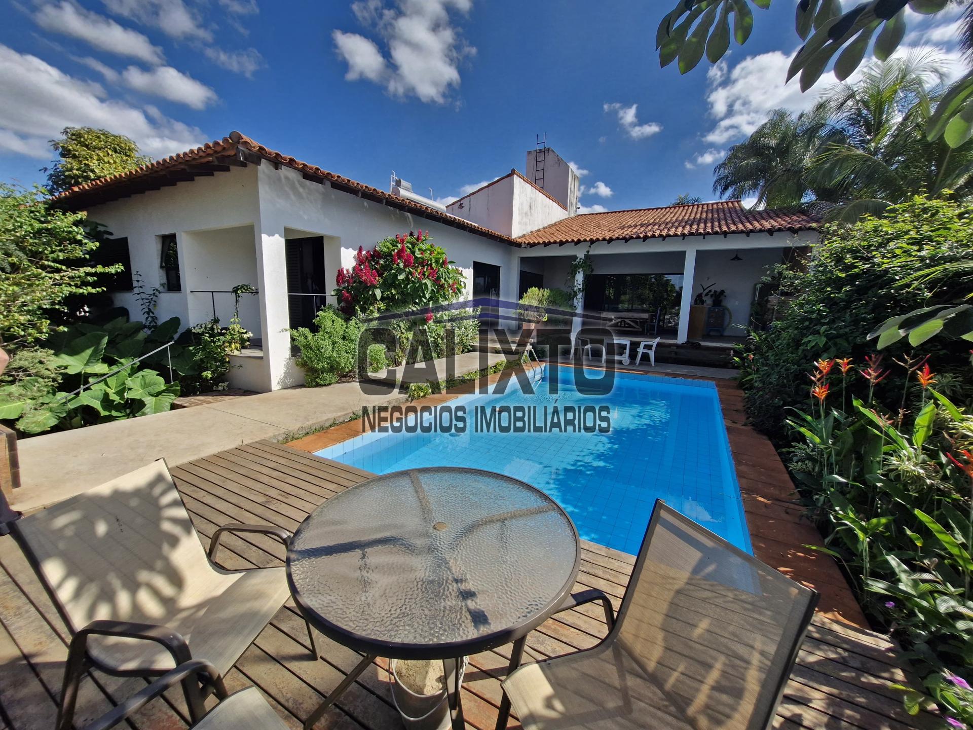 CASA BAIRRO CIDADE JARDIM