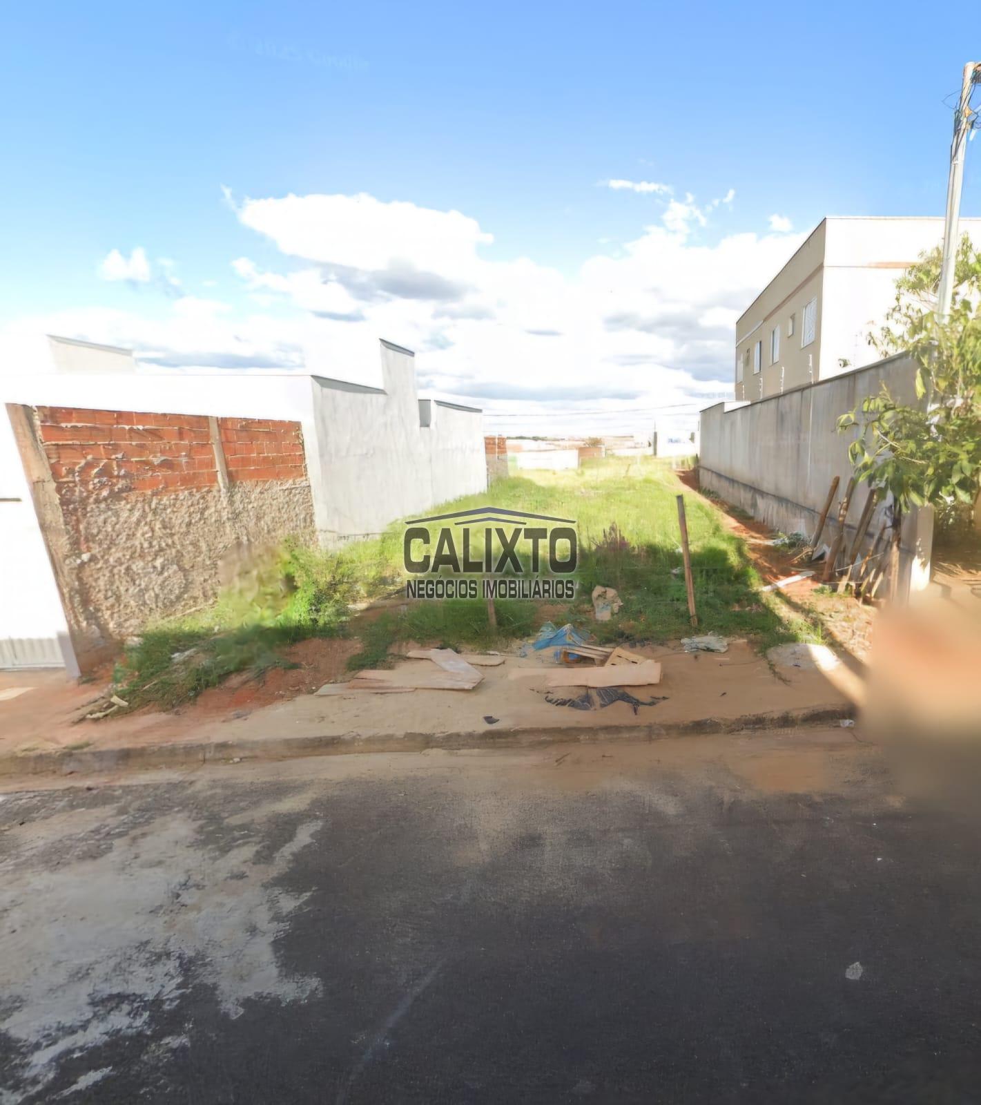 TERRENO BAIRRO NEW GOLDEN VILLE