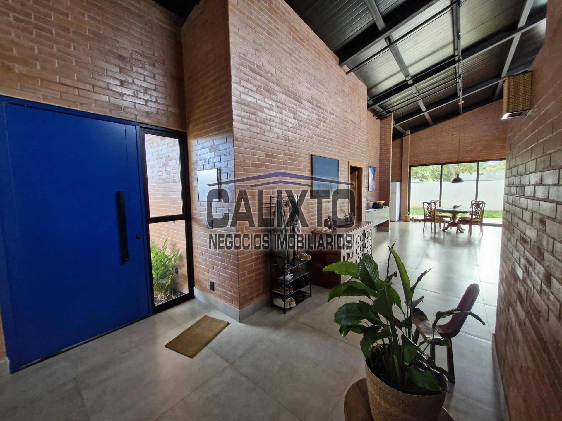 CASA CONDOMINIO ARTS