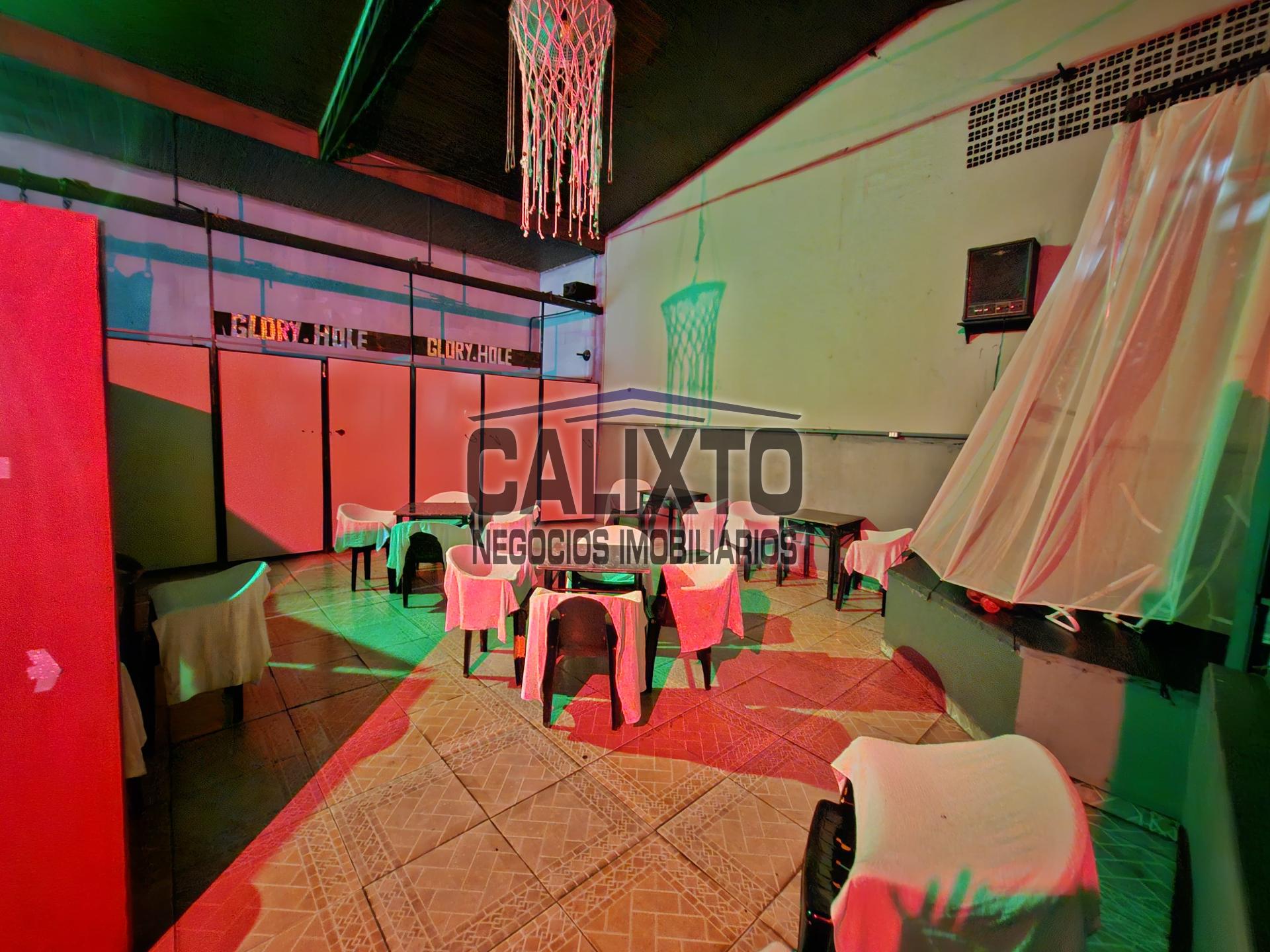 CASA COMERCIAL BAIRRO CUSTODIO PEREIRA
