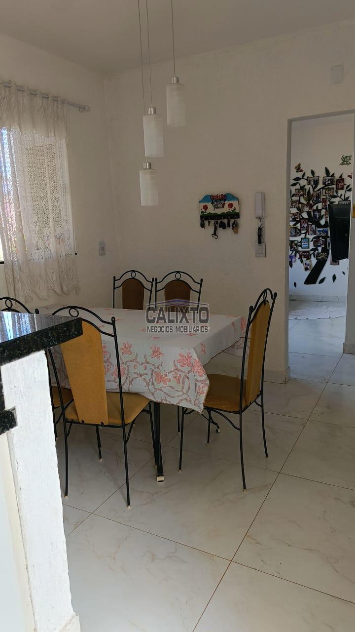 CASA BAIRRO SANTA LUZIA