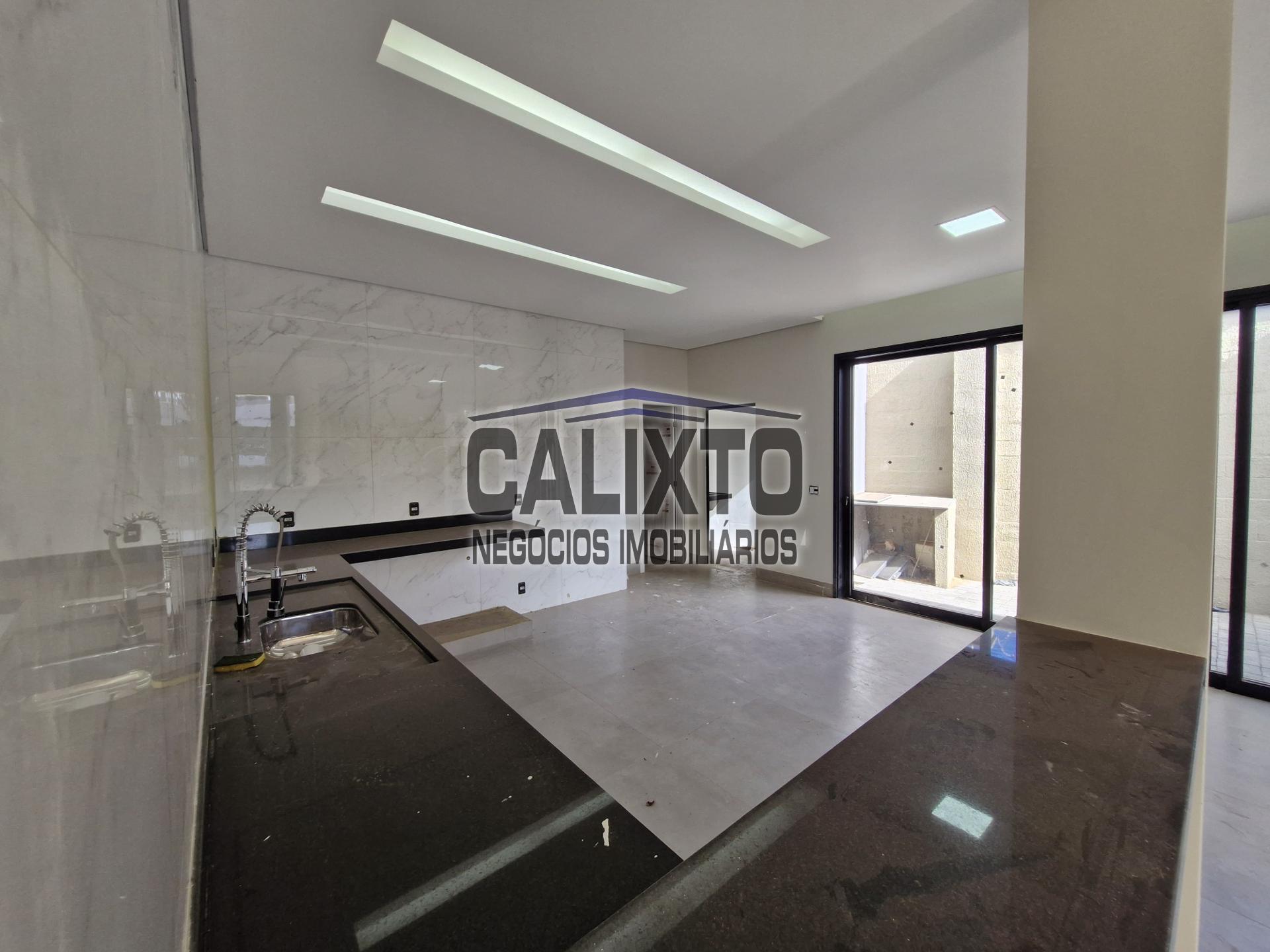 CASA CONDOMINIO RAROS