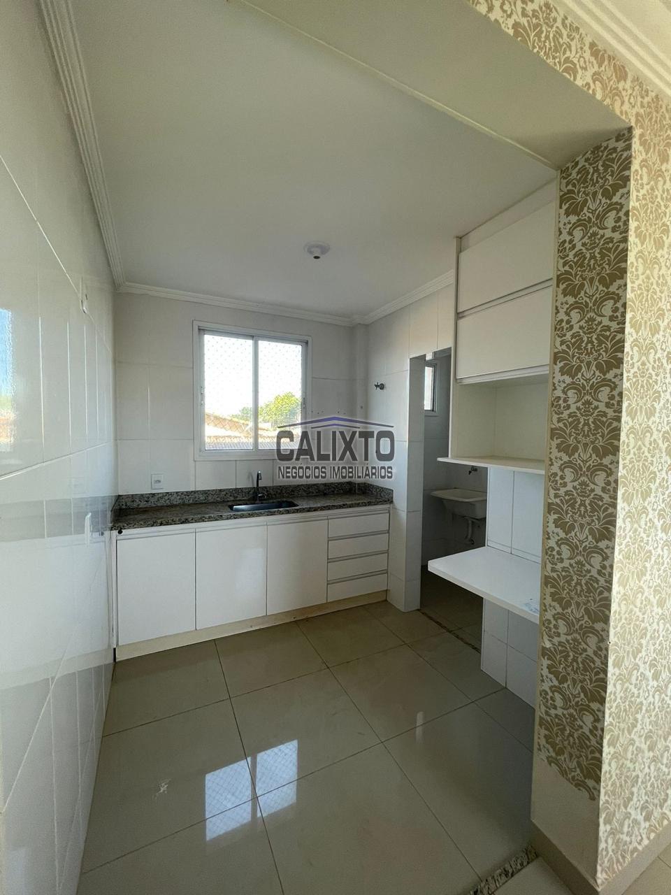 APARTAMENTO BAIRRO SEGISMUNDO PEREIRA