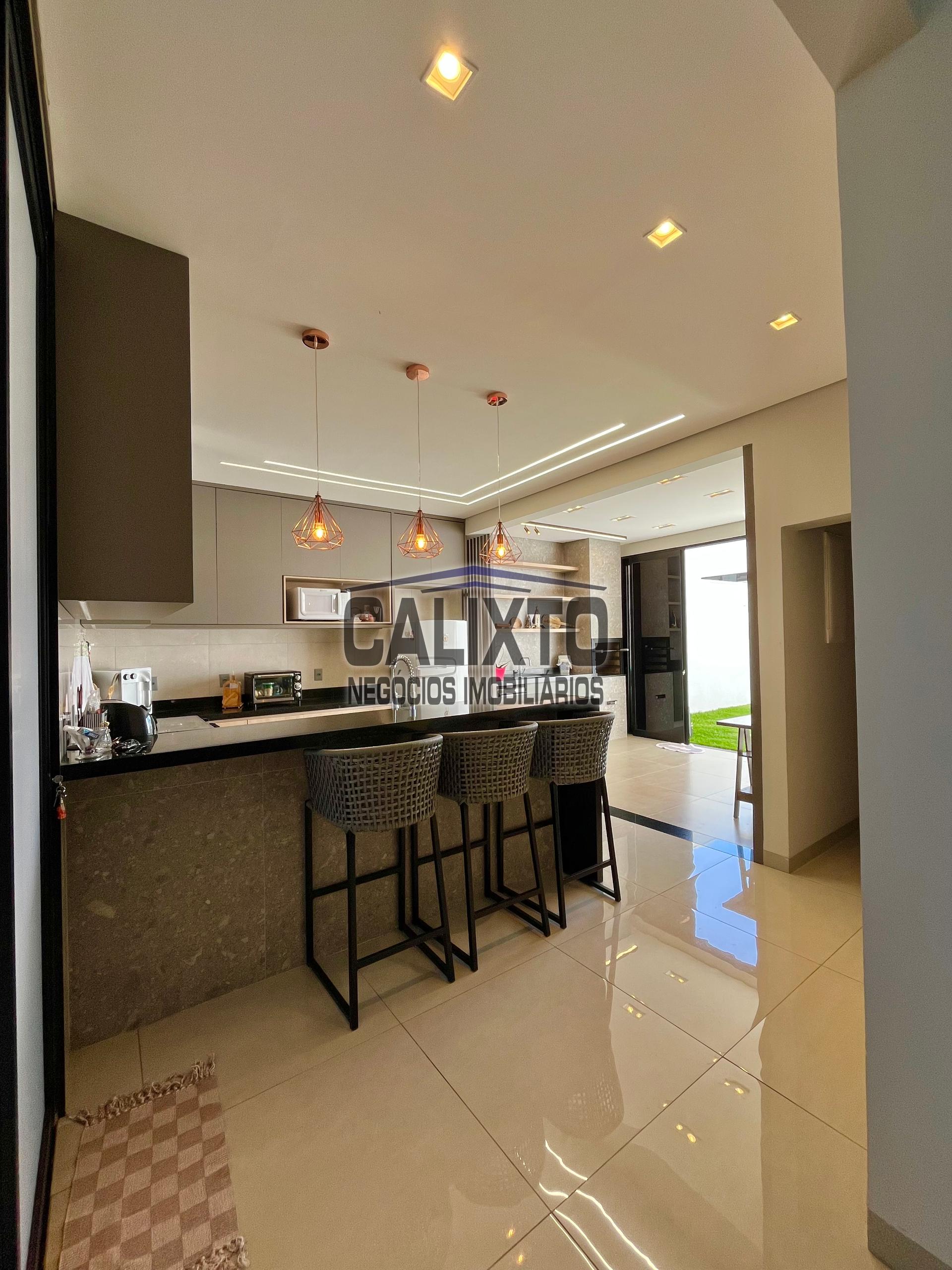 CASA CONDOMINIO RAROS