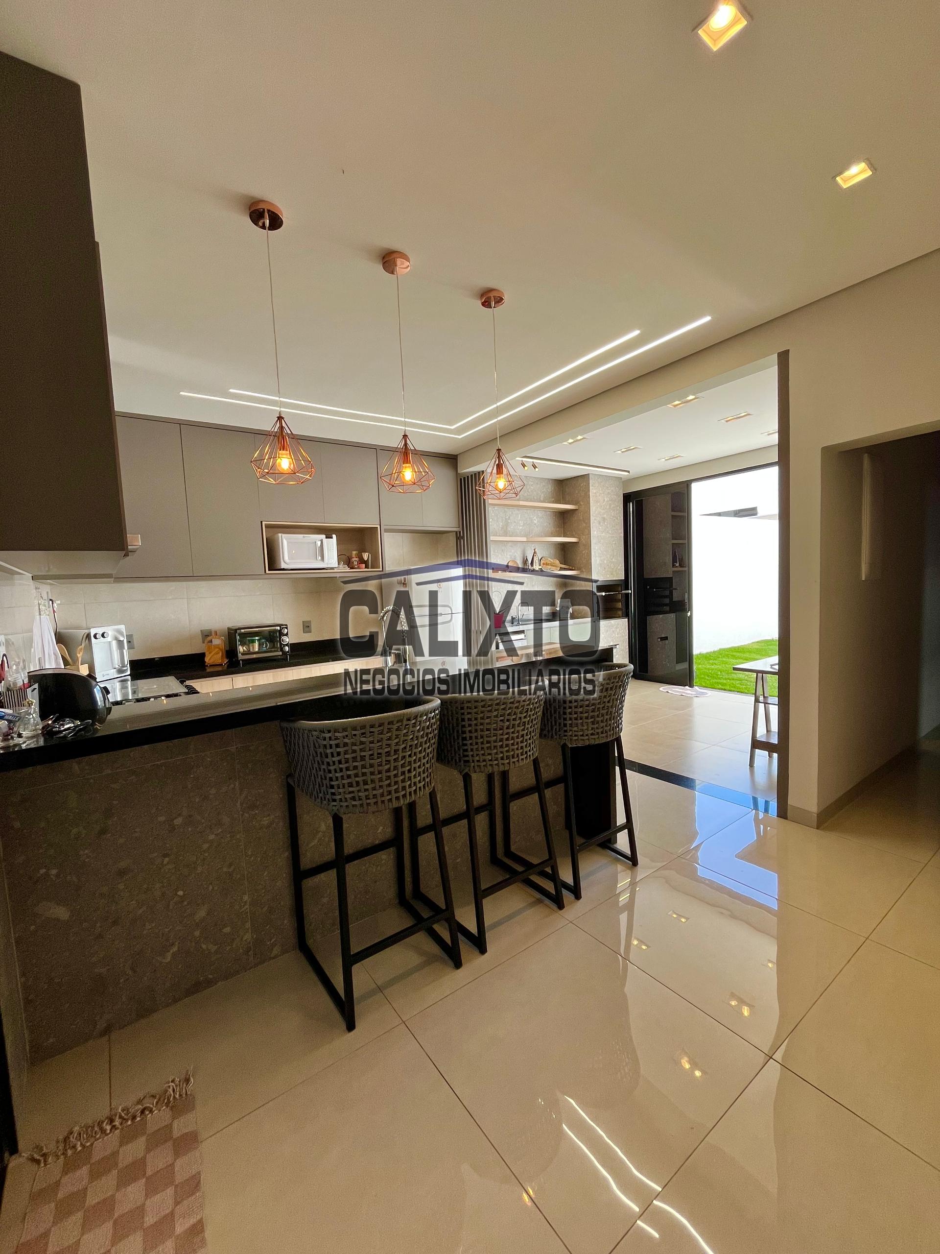 CASA CONDOMINIO RAROS