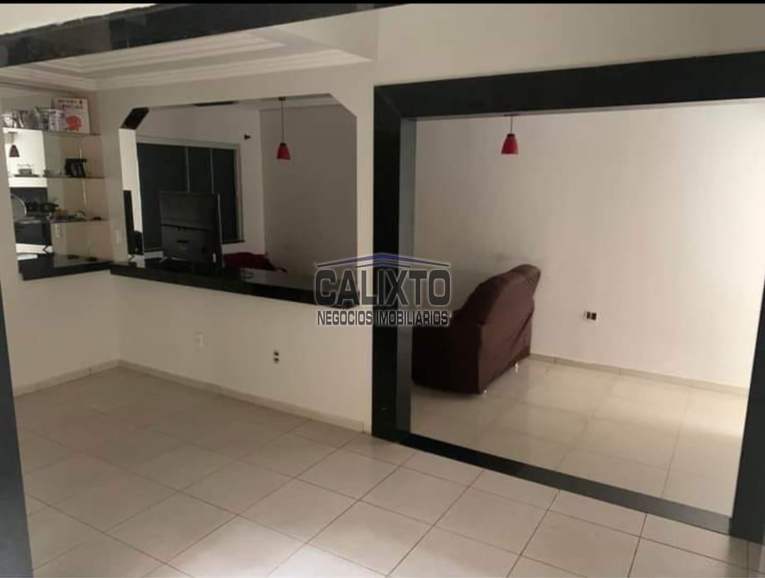 SOBRADO BAIRRO JARDIM PATRICIA