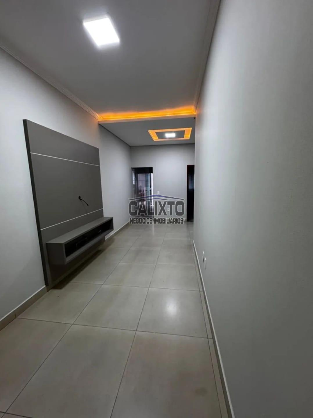 CASA BAIRRO JARDIM BRASILIA