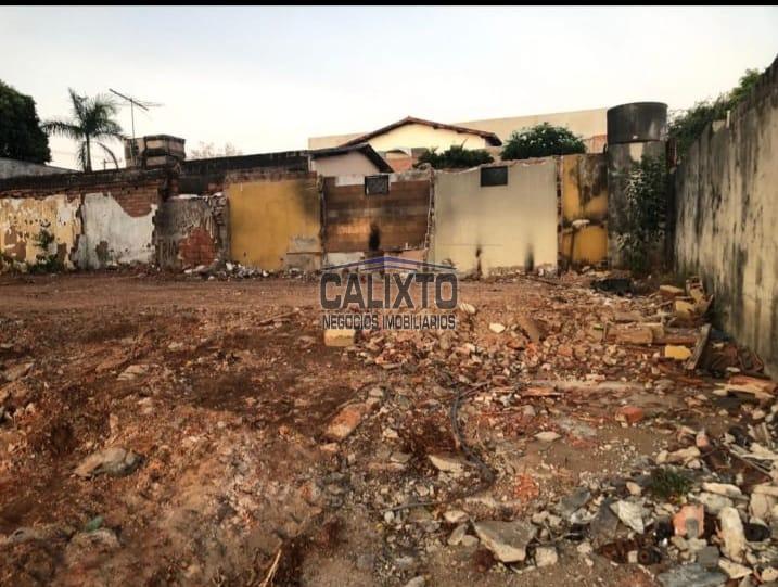 TERRENO BAIRRO OSVALDO REZENDE