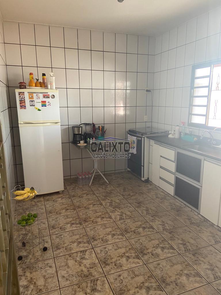 CASA BAIRRO TIBERY
