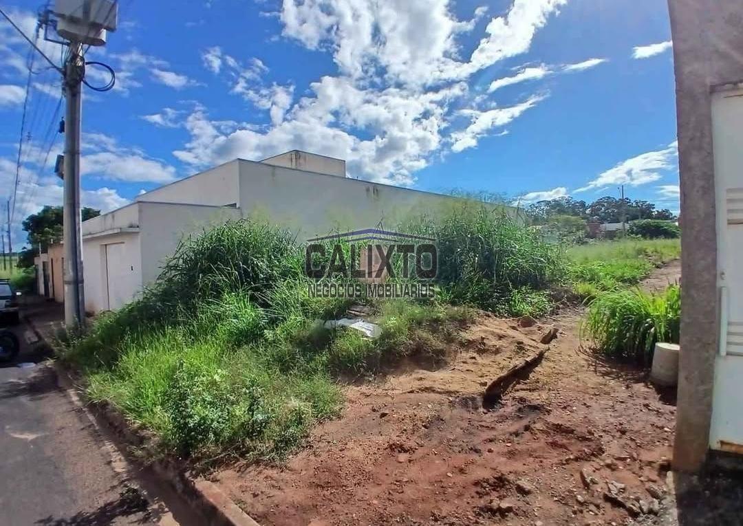 TERRENO BAIRRO JARDIM HOLANDA