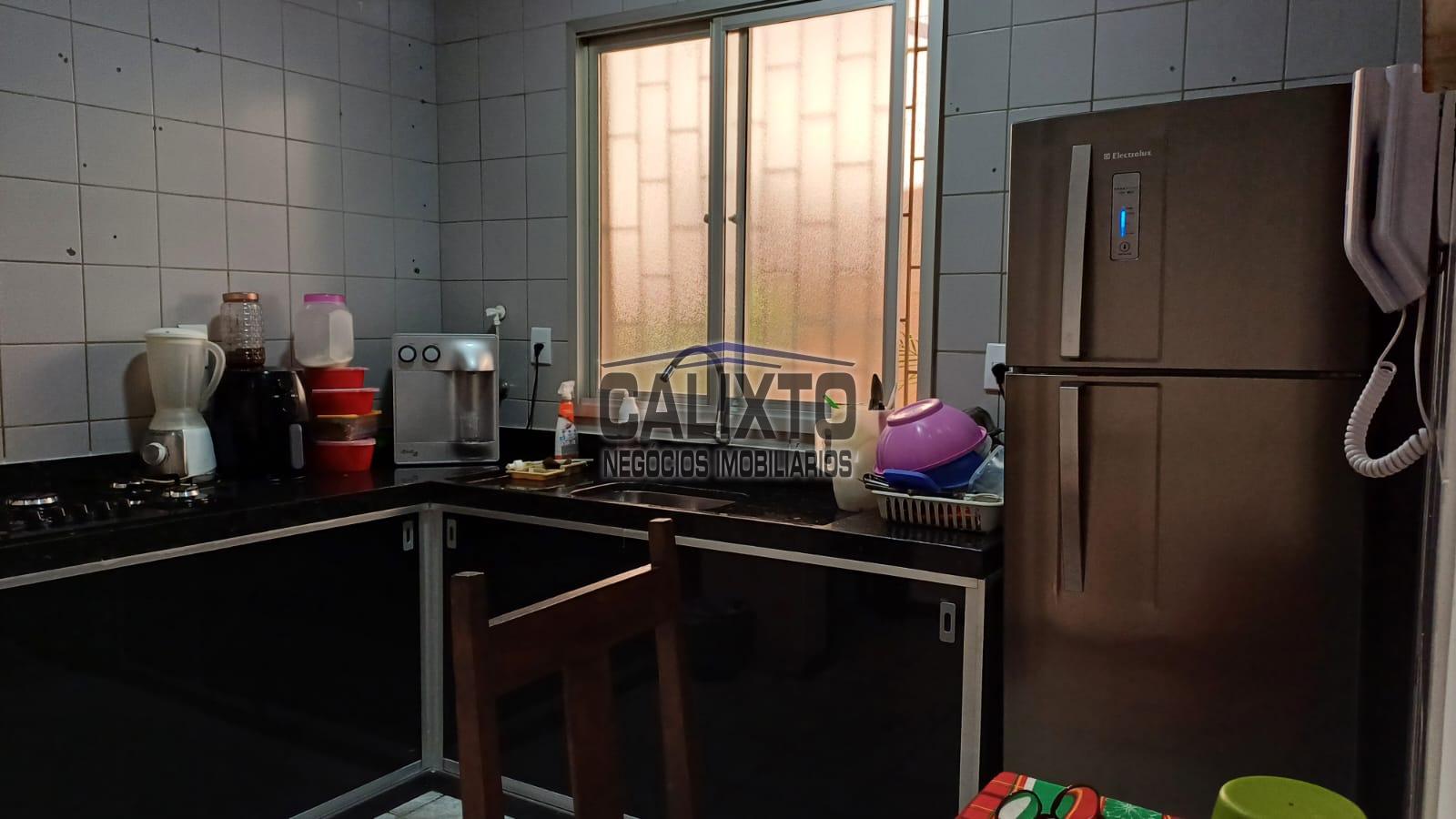 APARTAMENTO BAIRRO SANTA MONICA
