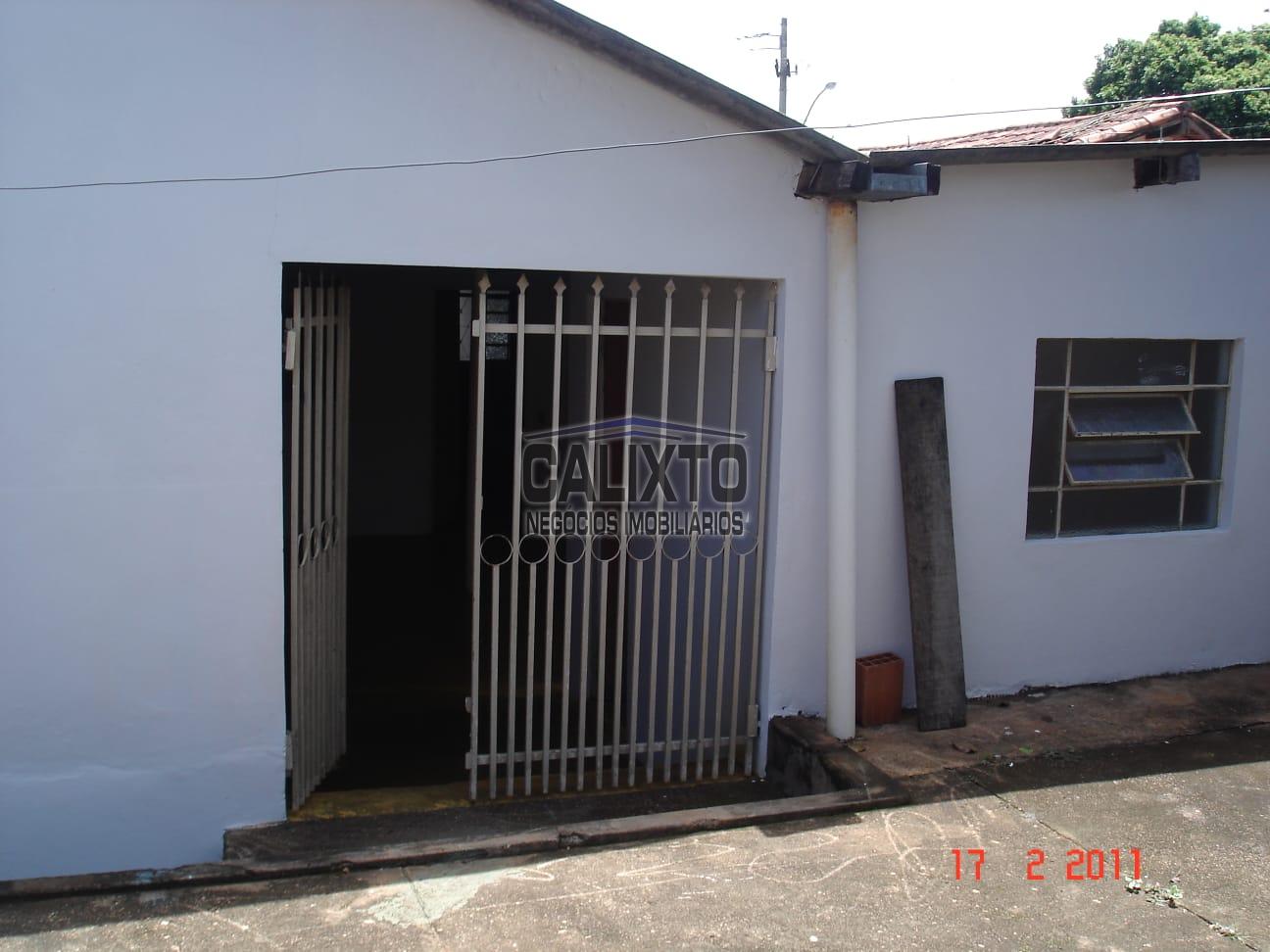 CASA BAIRRO LARANJEIRAS