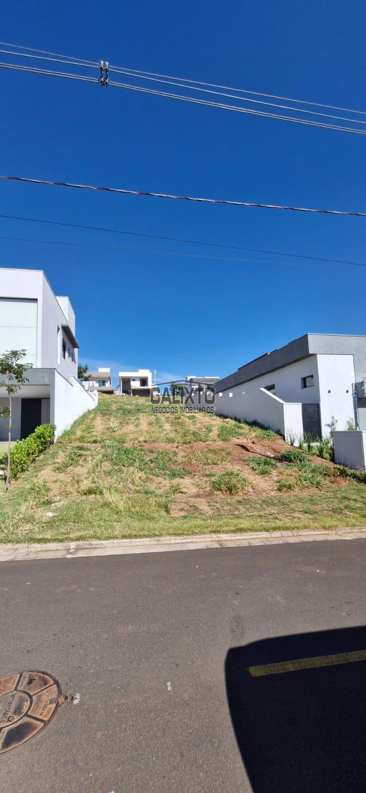 TERRENO CONDOMINIO TERRAS ALPHA